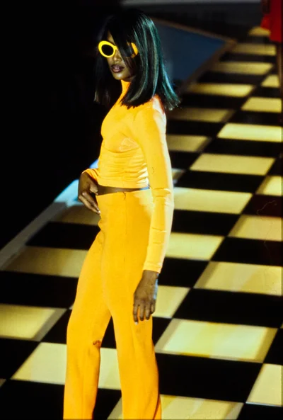 Look 28